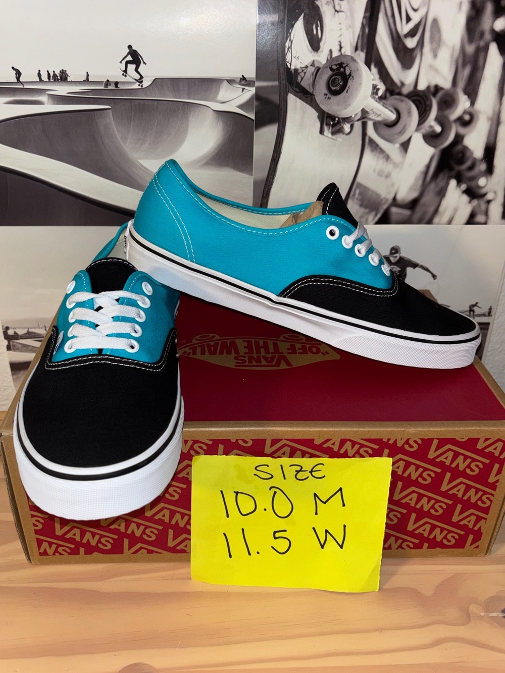 Vans Authentic sz 10.0 Men’s 11.5 Woman